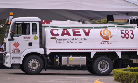 Amplía Rocío Nahle capacidad de respuesta para contingencias con 30 pipas para la CAEV