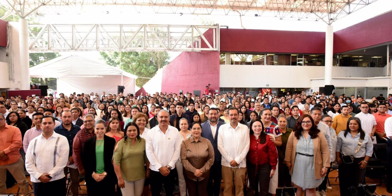 Asignan 424 plazas docentes para el ciclo escolar 2025–2026 en Veracruz