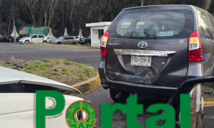 Carambola en la Xalapa-Veracruz: tres vehículos involucrados afectan la circulación