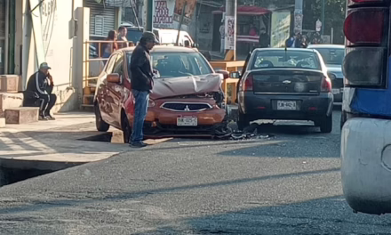 Accidente de tránsito en la avenida Fernando Gutiérrez Barrios