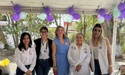 Feria Por la salud de todas acerca servicios médicos y orientación a mujeres
