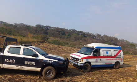 Tragedia en la colonia Cardenista de Xalapa: Fallece adulto mayor tras caída en zona de quema de pastizal