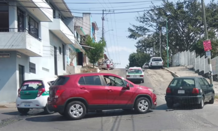 Accidente de tránsito en la Avenida de La República, Xalapa