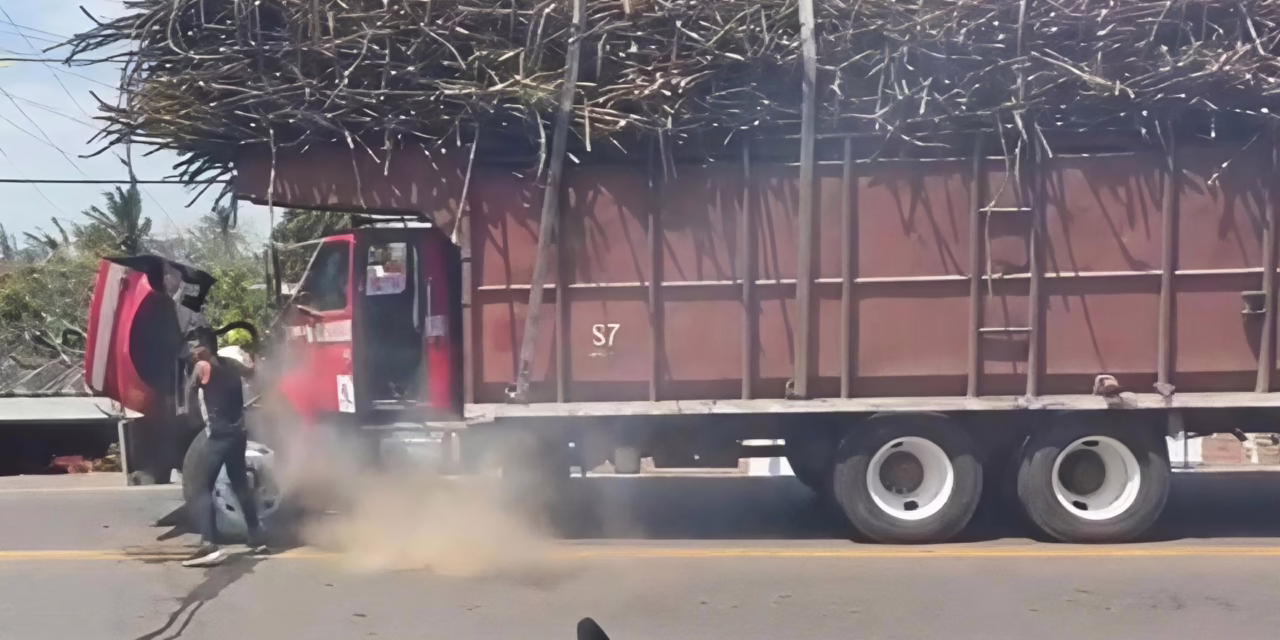 Conato de incendio en camión cañero en la carretera Paso de Ovejas – Veracruz 