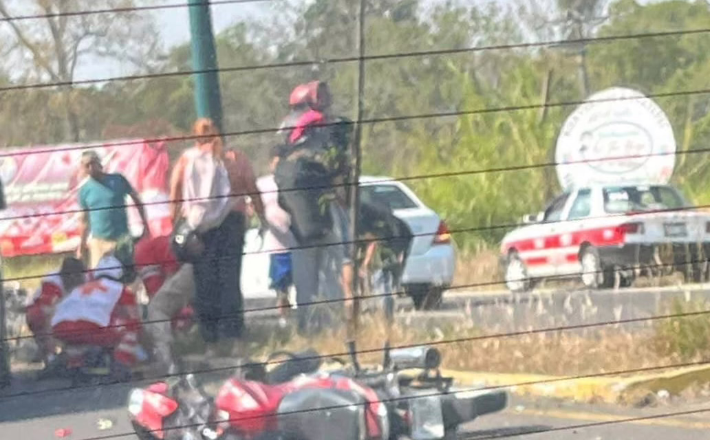 Accidente en la Xalapa-Coatepec: Motociclista herido a la altura de Pacho Viejo