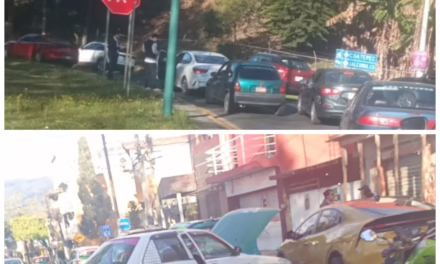 Taxi se impacta contra auto en la avenida Ruiz Cortines y accidente a la altura del Velodromo