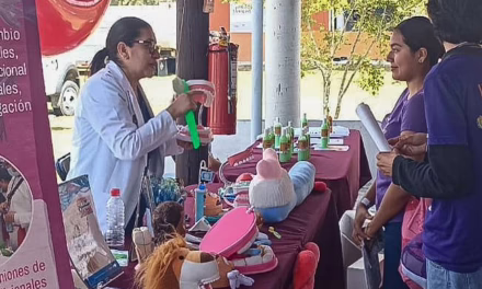 Salud acerca prevención y orientación a visitantes de Cumbre Tajín