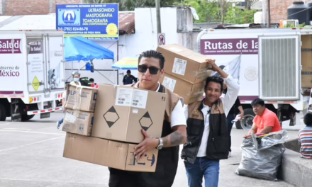 Camionetitas de la Salud abastecen medicamentos en el Totonacapan