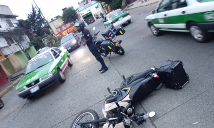 Percance de motociclista en la avenida Antonio Chedraui Caram