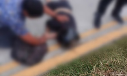 Accidente en zona universitaria de Xalapa deja dos lesionados de gravedad