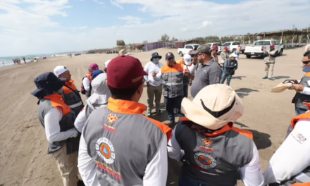 Lista y en óptimas condiciones, playa de Chachalacas recibe a turistas en Semana Santa