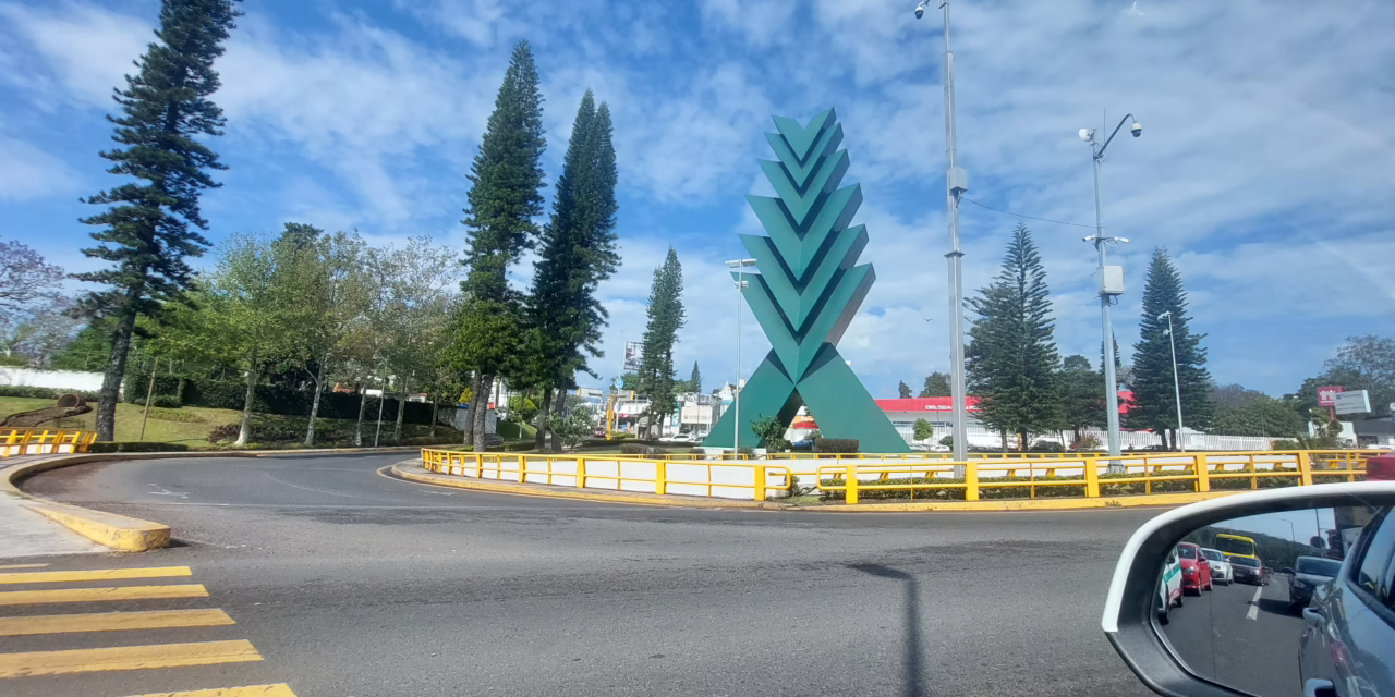 Hoy amanecemos con algunas nubes concentradas en las zonas de montaña, en Xalapa una máxima de 21°