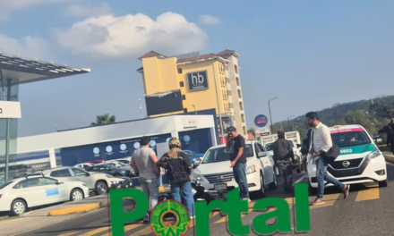 Accidente a la altura del distribuidor vial de La Araucaria