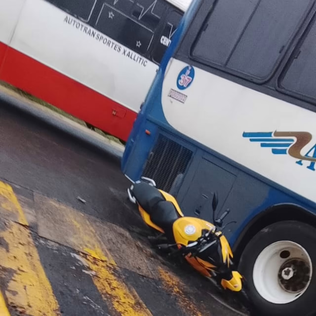 Percance vial en la Avenida 20 de Noviembre