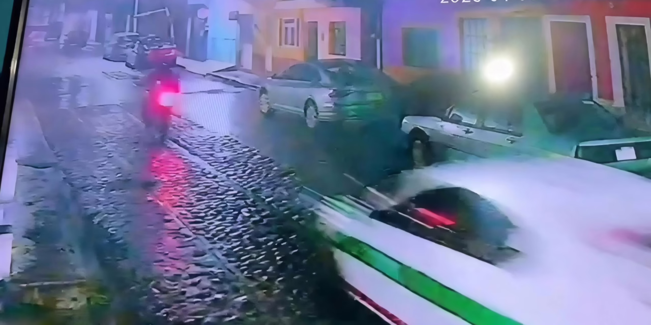 ​Motociclista fallece tras ser embestido por taxi de Xalapa; el responsable huyó