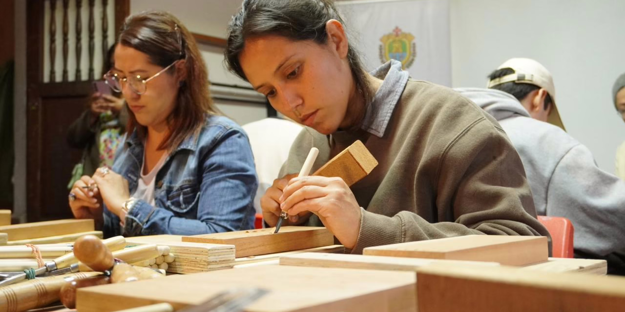 Participa en los Laboratorios Creativos de Talla en madera en Xalapa y Veracruz