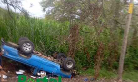 Accidente en la Cardel-Nautla: Se registra volcadura a la altura de “El Relicario”