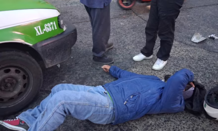 Percance vial entre taxi y motocicleta moviliza a cuerpos de emergencia; se reporta tráfico intenso