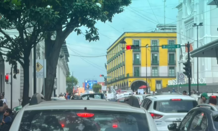 No se descarta la posibilidad de lluvias ligeras vespertinas o nocturnas en zonas montañosas.