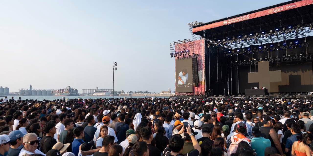 RÉCORD DE ASISTENCIA: MÁS DE 130 MIL PERSONAS VIVEN EL “FESTIVAL PUERTO SONORO”, EN VERACRUZ, EN EL MARCO DEL CIRCUITO NACIONAL DE FESTIVALES POR LA PAZ