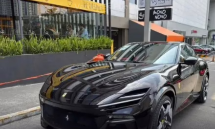 Un Ferrari Purosangue fue robado en plena autopista #Puebla-Orizaba y posteriormente hallado en el Triángulo Rojo