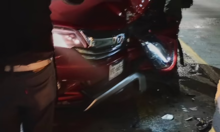 Accidente en la Avenida Lázaro Cárdenas deja un lesionado