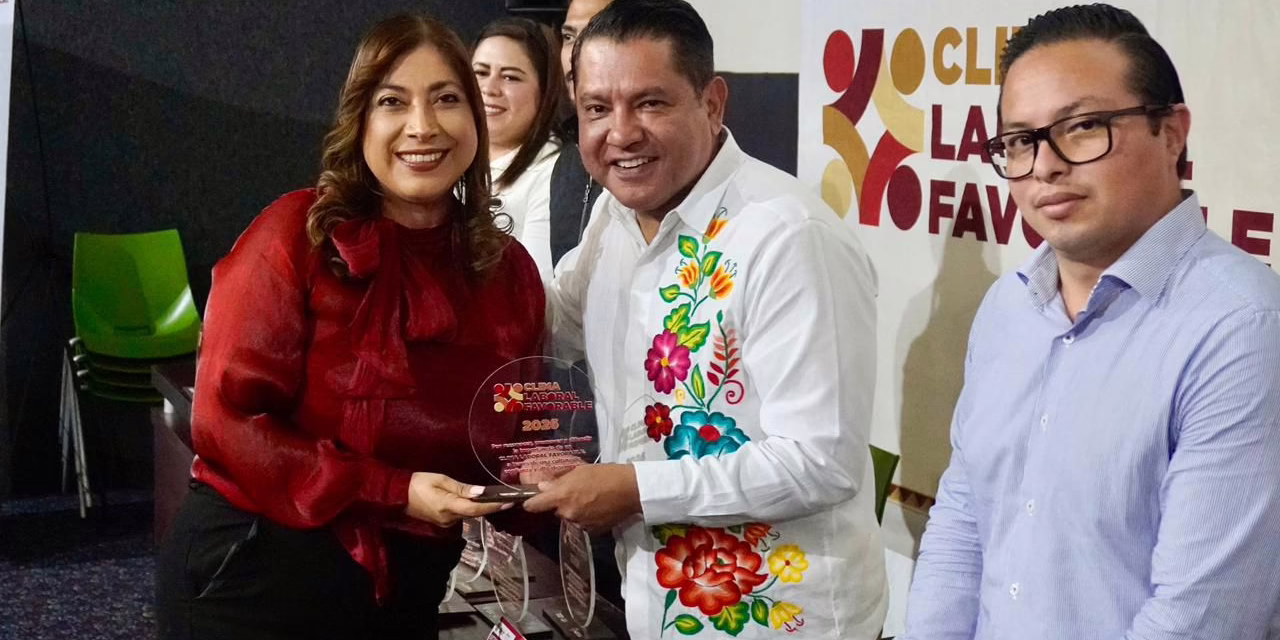 Más de 250 centros laborales obtienen Distintivo de Clima Laboral Favorable: STPSP