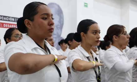 Valida Gobierno Federal actualización de plan de estudios de la Escuela de Enfermería de Coatepec