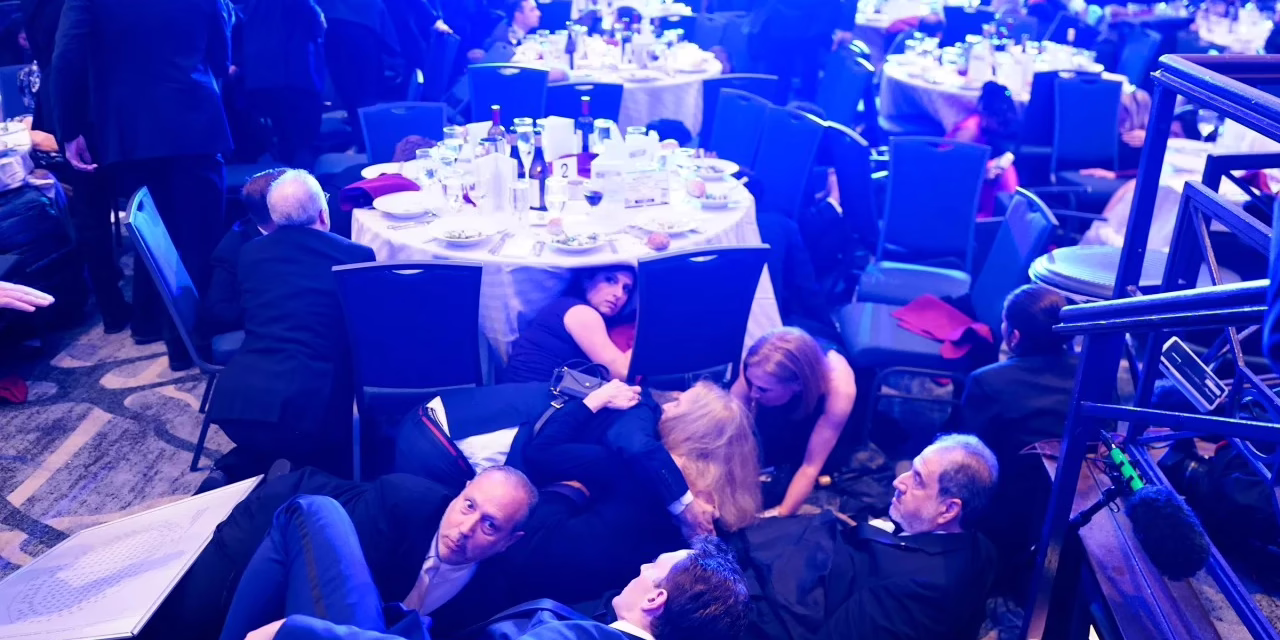 Video:“El tirador fue detenido”, dice Trump tras tiroteo en la Casa Blanca que obligó a su evacuación.