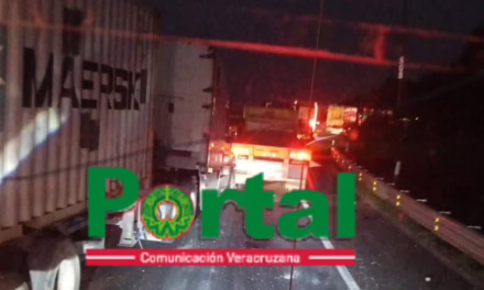 Choque en la Xalapa-Perote: Un chofer fallecido y amago de rapiña en El Fresno