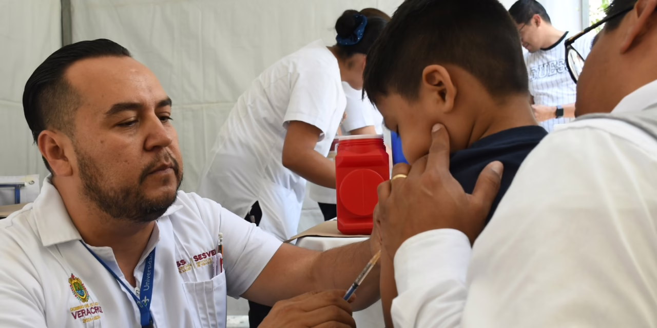Arranca Salud la Semana Nacional de Vacunación 2026 en Veracruz