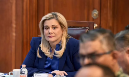 Maru Campos rechaza comparecer ante el Senado