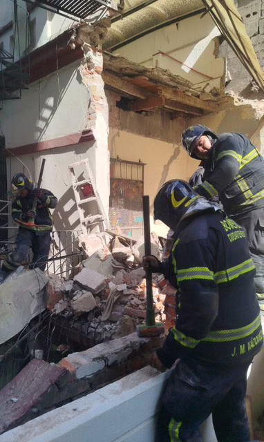 Video:Se desploma segundo piso en la Colonia Roma