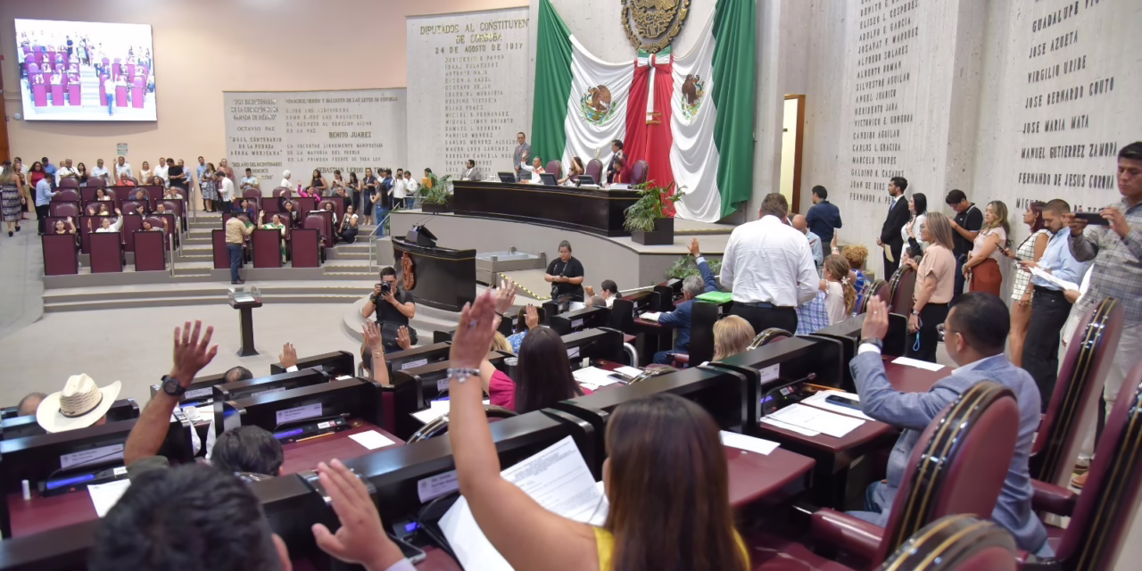 Autoriza Congreso al Poder Ejecutivo la enajenación de aeronaves