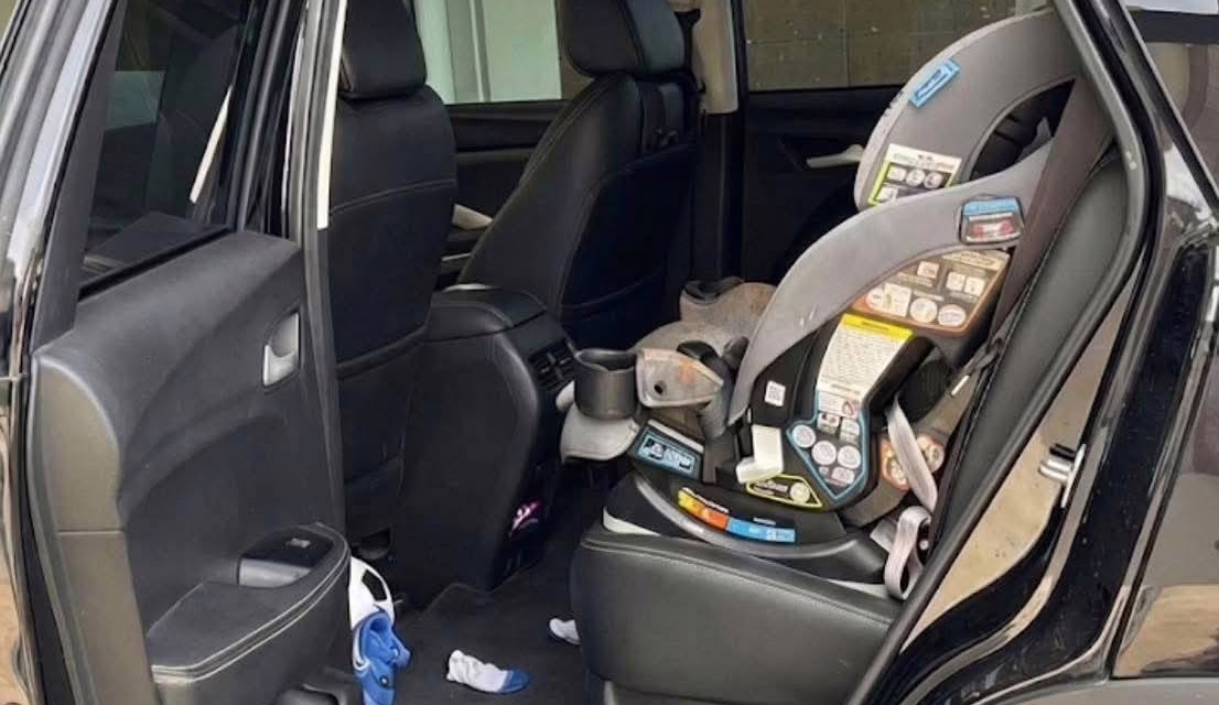 Olvidó a menor de 3 años en el interior de vehículo y murió