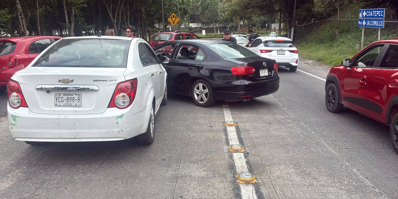 Percance vial en la zona del Velódromo; dos autos involucrados