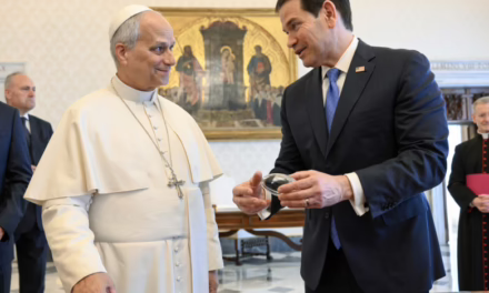 León XIV recibió a Marco Rubio en el Vaticano en medio de tensiones entre Trump y la Santa Sede