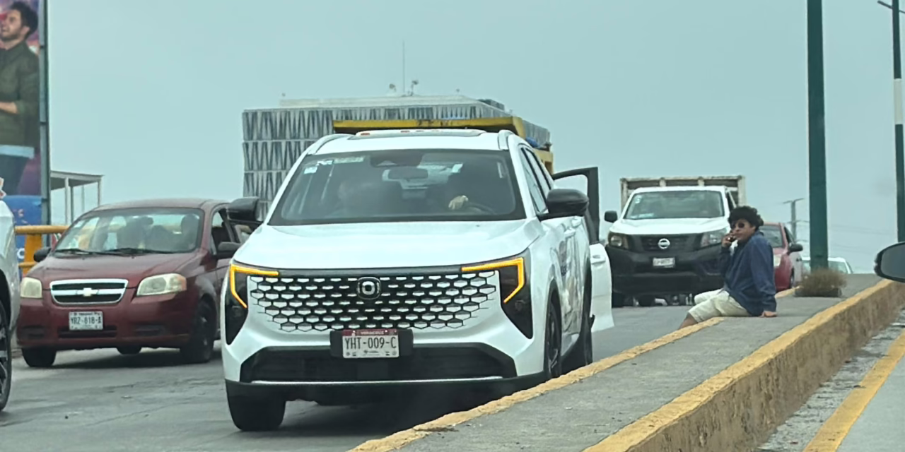 Percance vial en el Puente de las Trancas genera caos hacia el Puerto de Veracruz