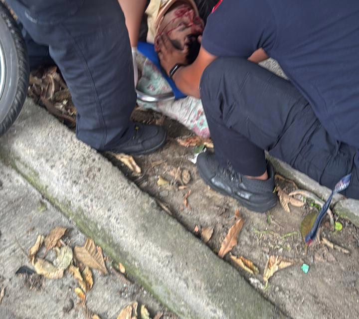 Motociclista grave tras accidente en la colonia Rafael Lucio