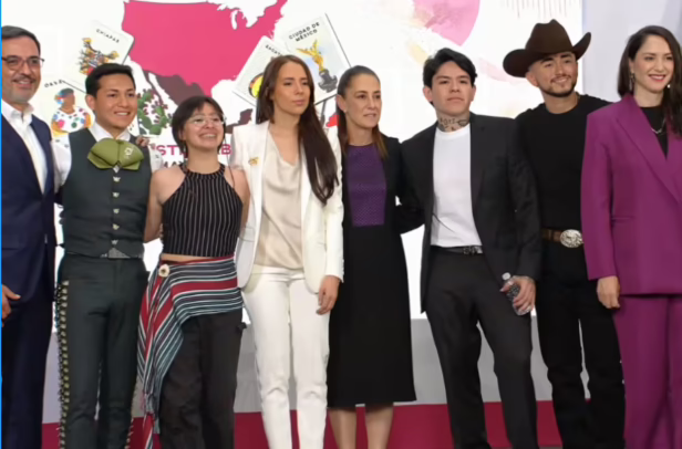 Junior H y Majo Aguilar aparecen en la mañanera de Sheinbaum para impulsar concurso México Canta