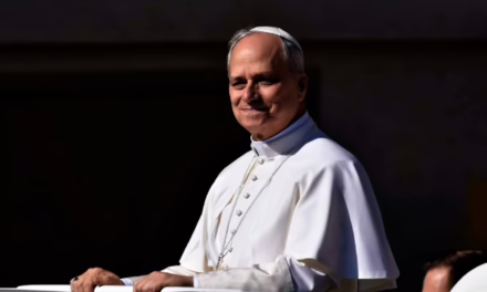 Papa León XIV advierte sobre riesgos de la IA en conflictos y polarización