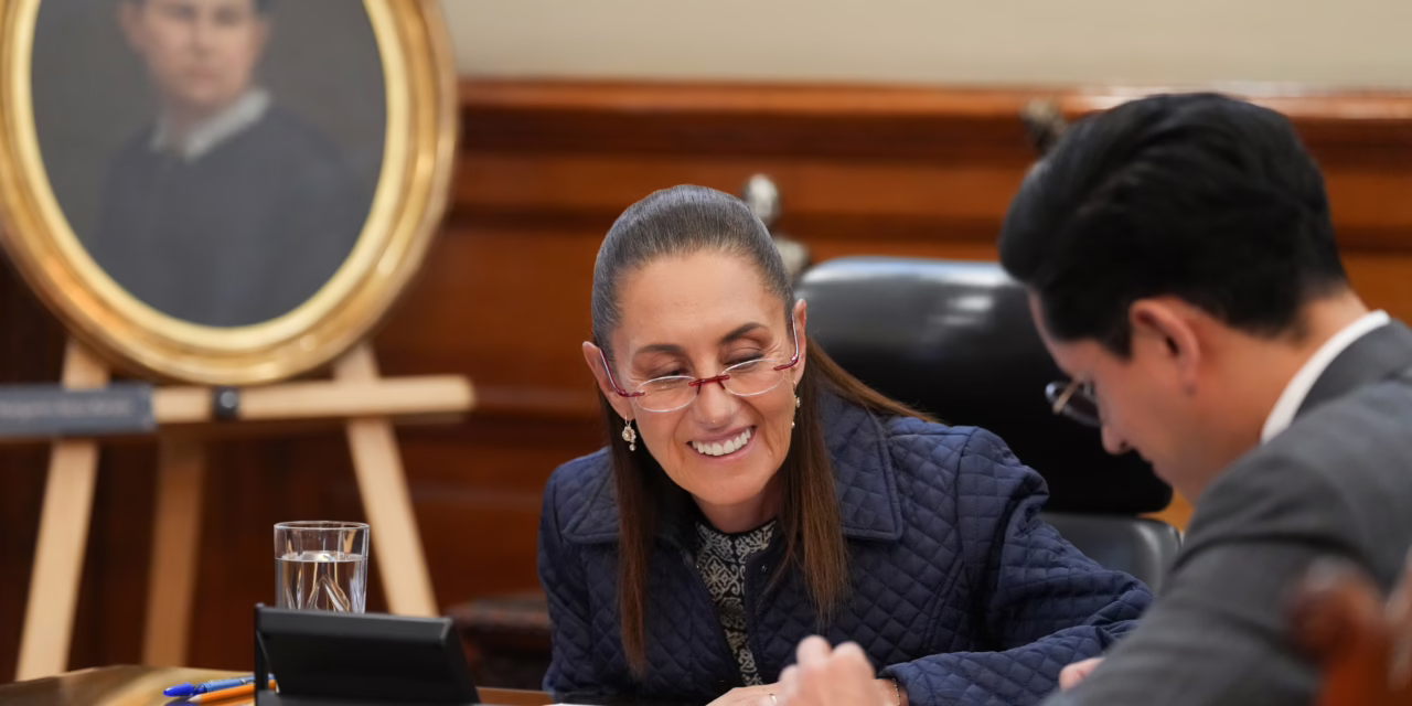 CLAUDA SHEINBAUM SOSTIENE LLAMADA CON DONALD TRUMP