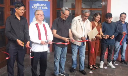 Alumnos UV crearon obras artísticas para celebrar 35 años de Matraca, A. C.