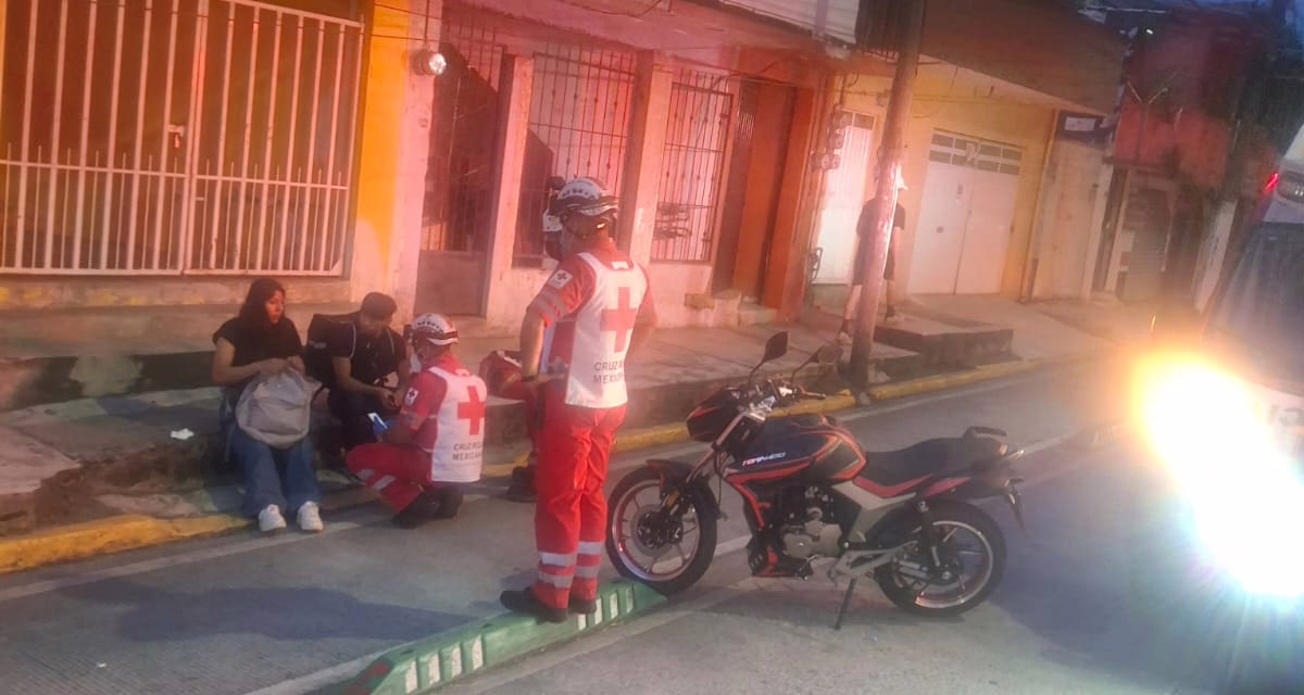 Motociclista repartidor atropella a mujer en la avenida Ruiz Cortines