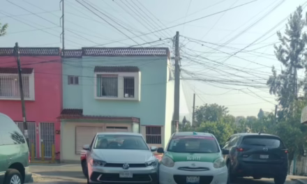 Mañana de percances viales en Xalapa: se registran dos choques en distintos puntos de la ciudad
