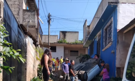 Voladura de vehículo este domingo en Xalapa