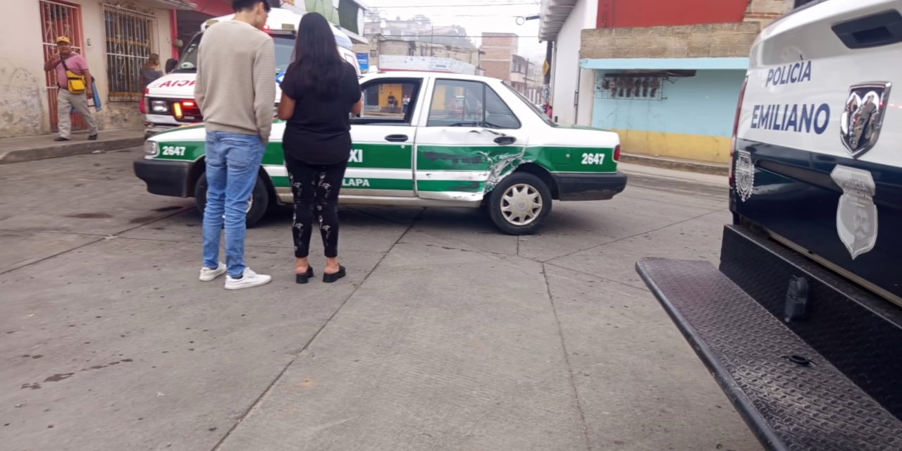 Accidente de tránsito en la colonia Campo de Tiro de Xalapa