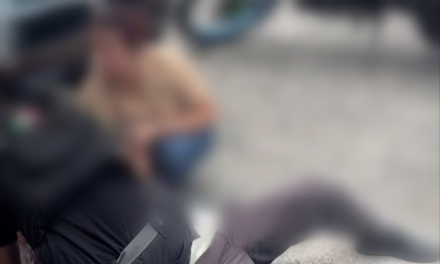 ​Movilización de paramédicos en la col. Progreso Macuiltépetl tras caída de un peatón