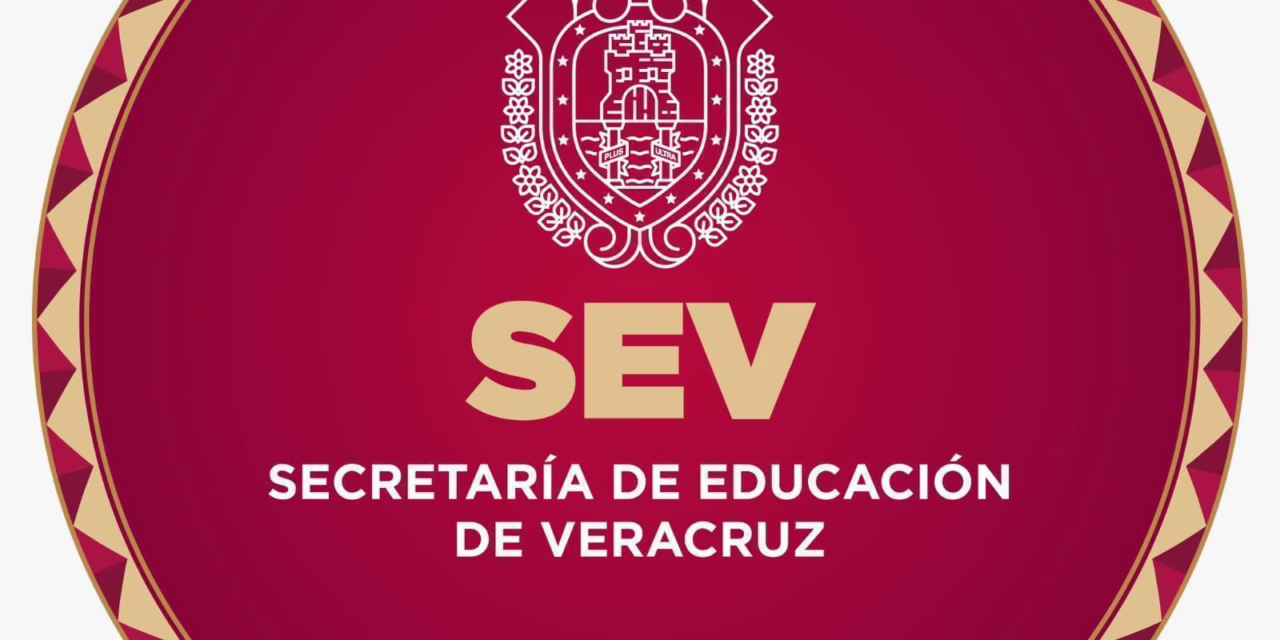 Destaca SEV aportación de maestra de Paso de Ovejas en libro nacional pedagógico