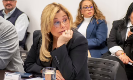 Llega solicitud de juicio político contra Gobernadora de Chihuahua a la Cámara de Diputados
